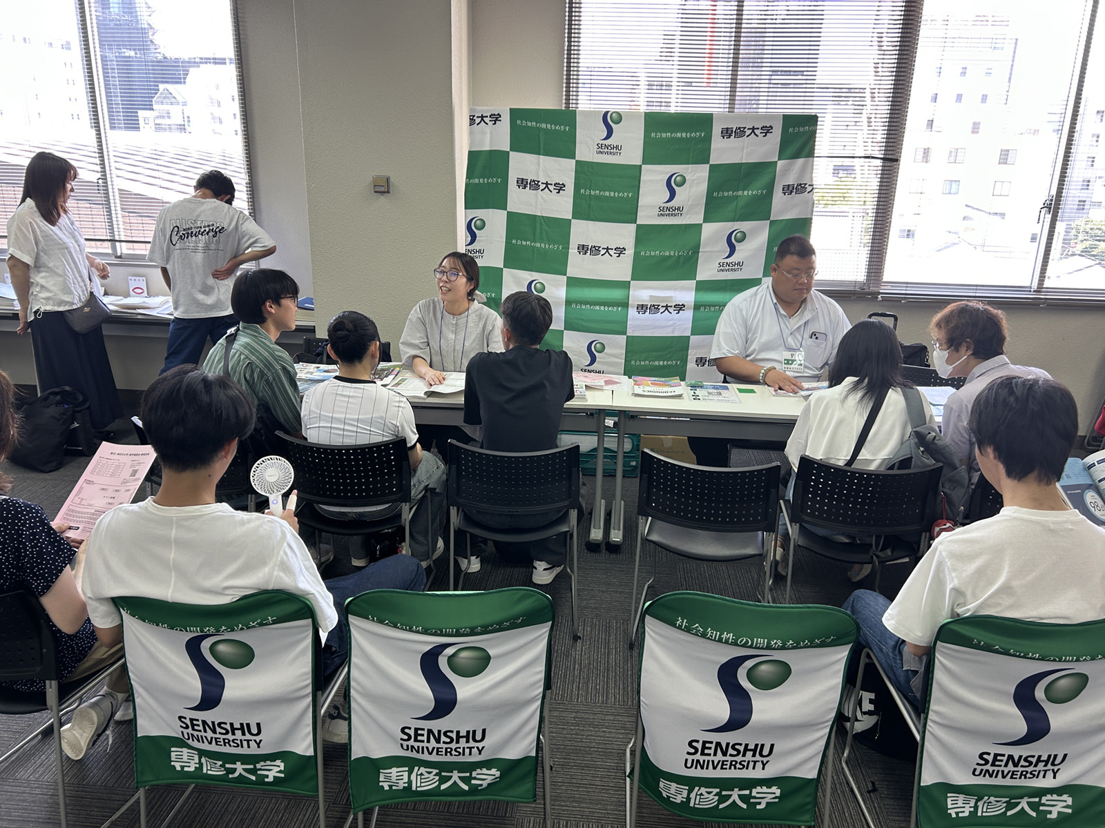 専修大学相談会の写真