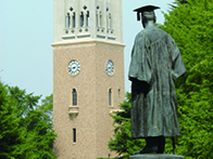 早稲田大学